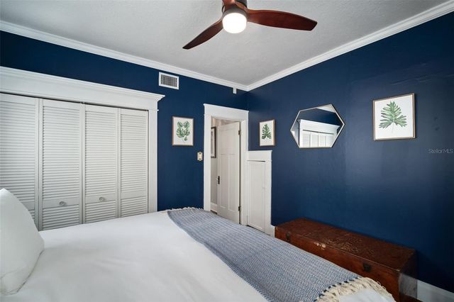 5906 N OTIS AVENUE, Tampa, FL 33604