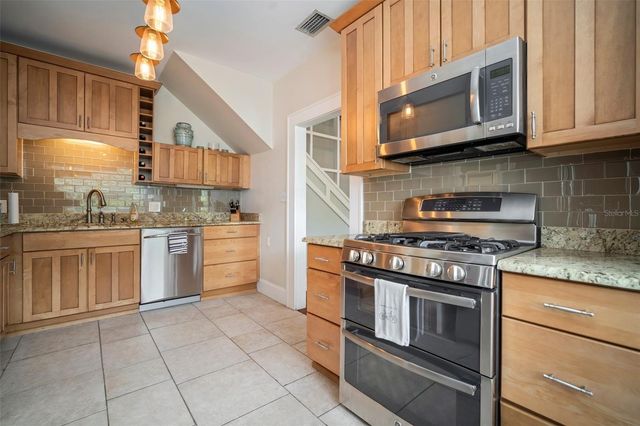 5906 N OTIS AVENUE, Tampa, FL 33604