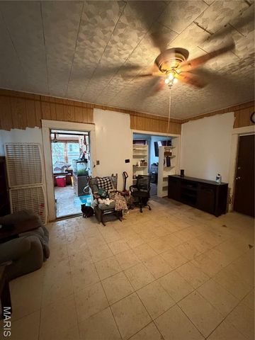 1629 S Rodgers Avenue, Alton, IL 62002