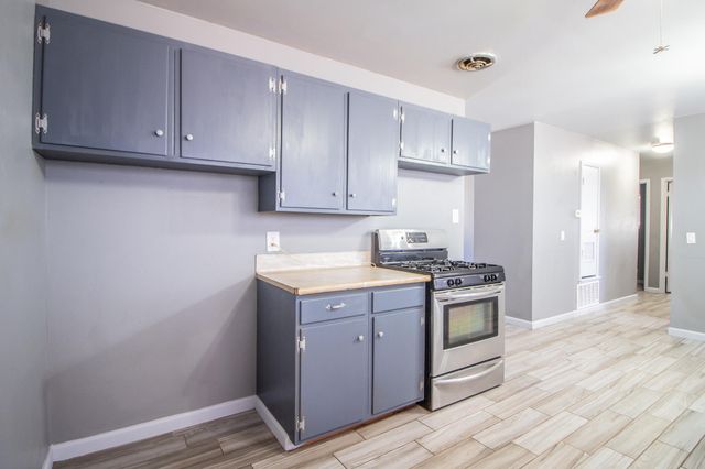 907 S Pecos Drive, Brownfield, TX 79316