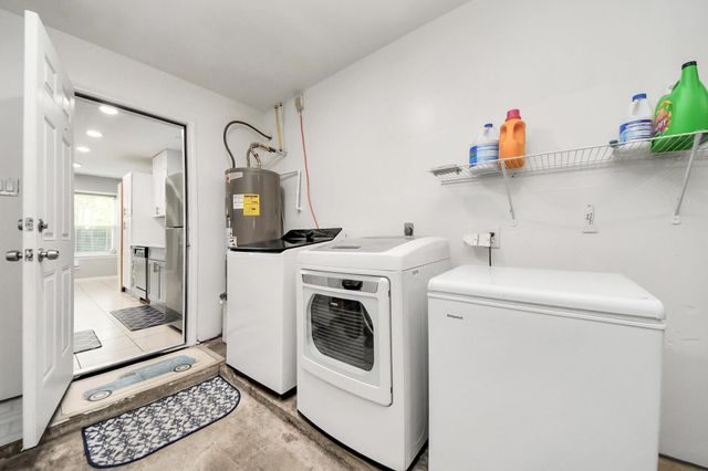 10203 Hollow Canyon Drive, Sugar Land, TX 77498