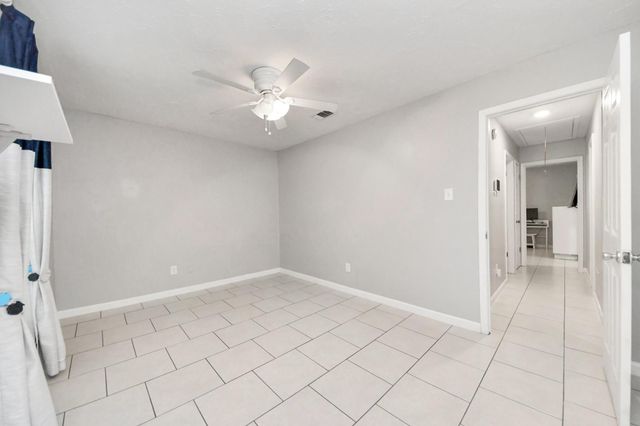 10203 Hollow Canyon Drive, Sugar Land, TX 77498