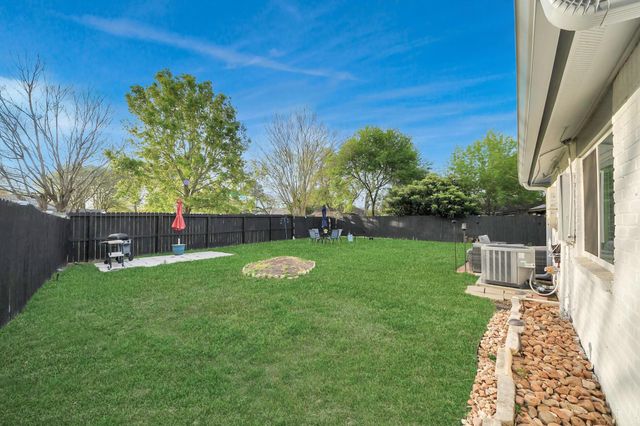 10203 Hollow Canyon Drive, Sugar Land, TX 77498