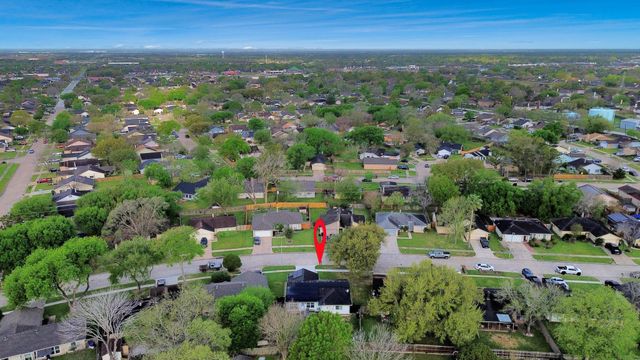 10203 Hollow Canyon Drive, Sugar Land, TX 77498