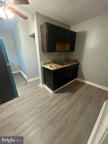 502 W OAK LN, Glenolden, PA 19036