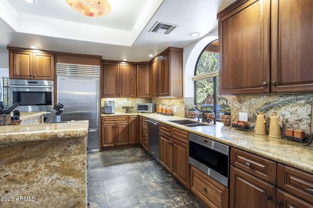 30 NAVAJO Trail, Sedona, AZ 86351