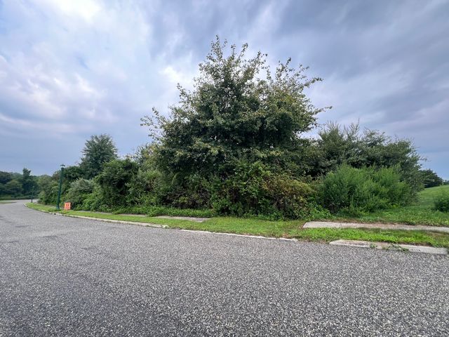 29 Farm View Drive, Norwich, CT 06360