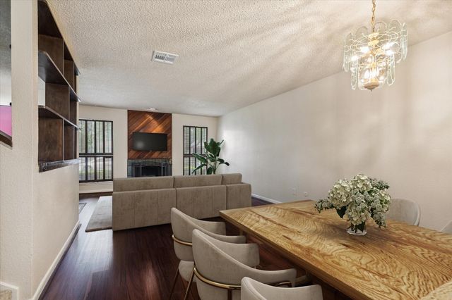 6316 Meredith Drive, Bellaire, TX 77401