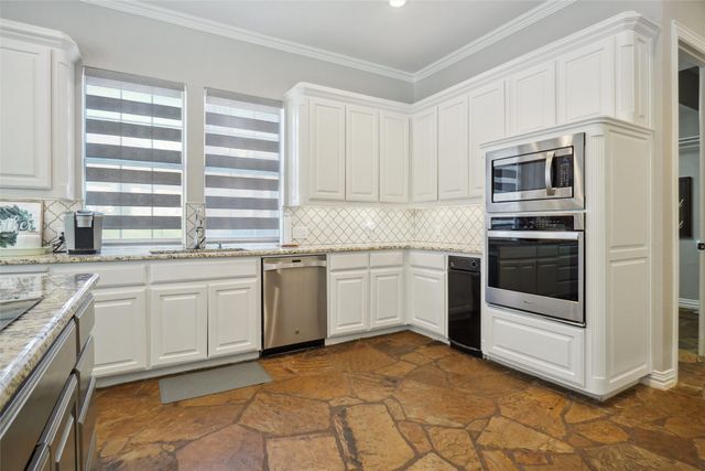 4904 Argyle Lane, Denton, TX 76226