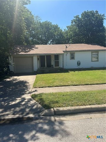 1004 S 2nd Street, Killeen, TX 76541