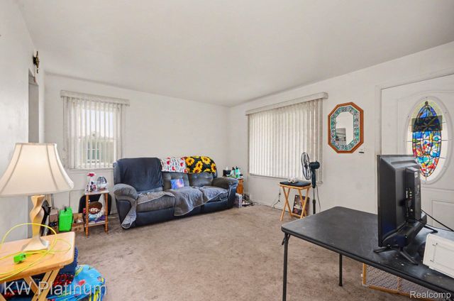 13308 Couwlier Avenue, Warren, MI 48089