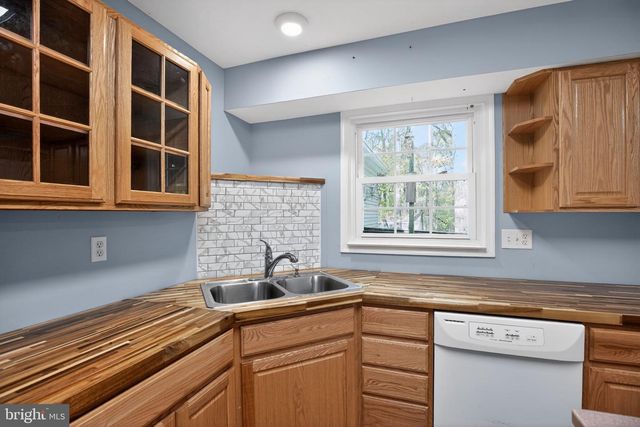507 CHESTNUT CT, La Plata, MD 20646