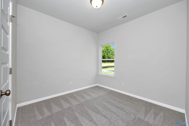 7213 Fox Glen Circle SE, Owens Cross Roads, AL 35763