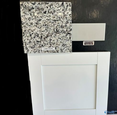 7213 Fox Glen Circle SE, Owens Cross Roads, AL 35763