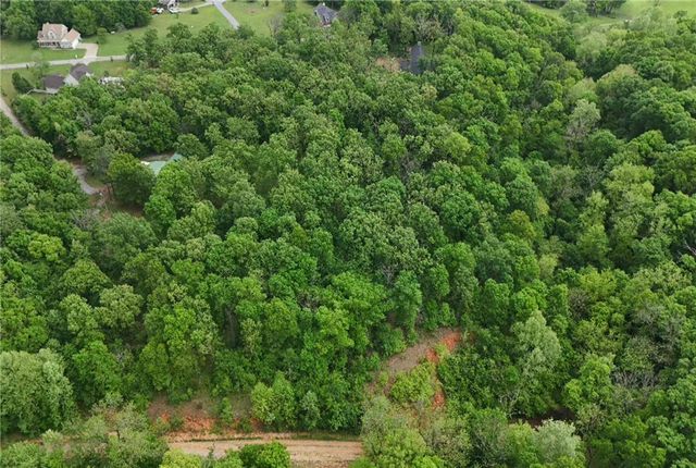 Tract 1, 13225 Dawn View Drive, Gentry, AR 72734