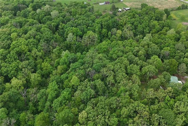 Tract 1, 13225 Dawn View Drive, Gentry, AR 72734
