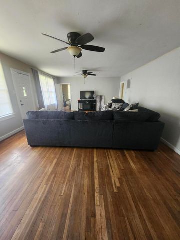 2119 Jean St, Leesville, LA 71446
