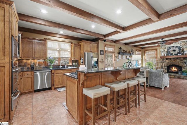 2554 Deep Gap Farm Road, Mill Spring, NC 28756