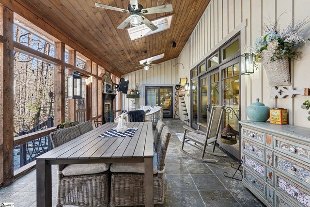 2554 Deep Gap Farm Road, Mill Spring, NC 28756