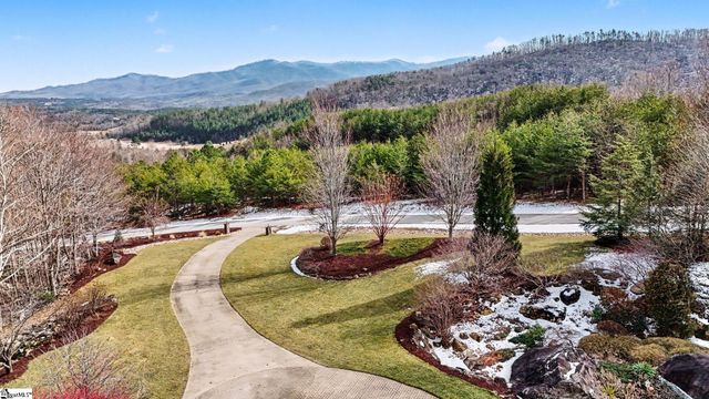 2554 Deep Gap Farm Road, Mill Spring, NC 28756