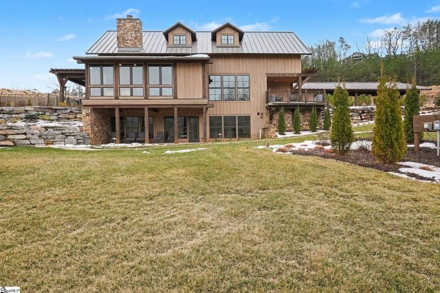 2554 Deep Gap Farm Road, Mill Spring, NC 28756