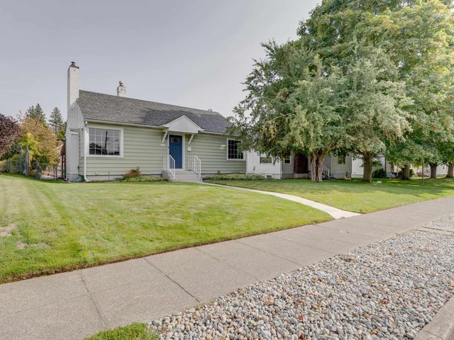 4124 N Hawthorne St, Spokane, WA 99205