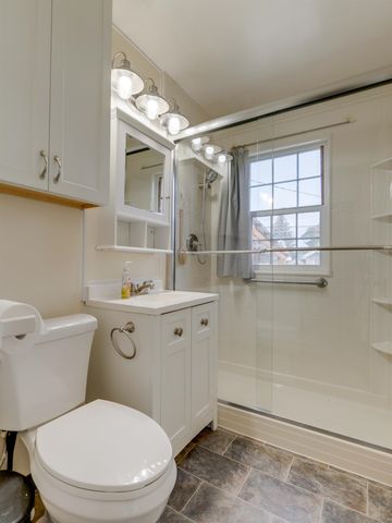 4124 N Hawthorne St, Spokane, WA 99205