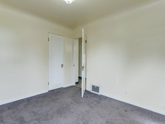 4124 N Hawthorne St, Spokane, WA 99205