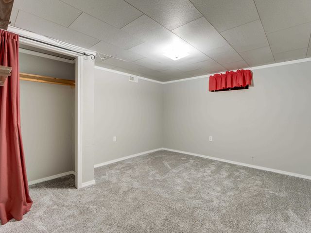 4124 N Hawthorne St, Spokane, WA 99205