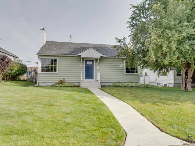 4124 N Hawthorne St, Spokane, WA 99205