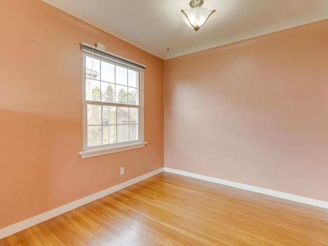 4124 N Hawthorne St, Spokane, WA 99205