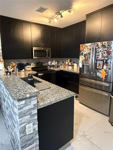 8470 SW 150th Ave 6, Miami, FL 33193