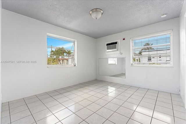 3255 W Flagler St 2, Miami, FL 33135