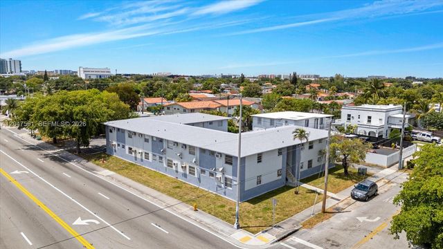 3255 W Flagler St 2, Miami, FL 33135