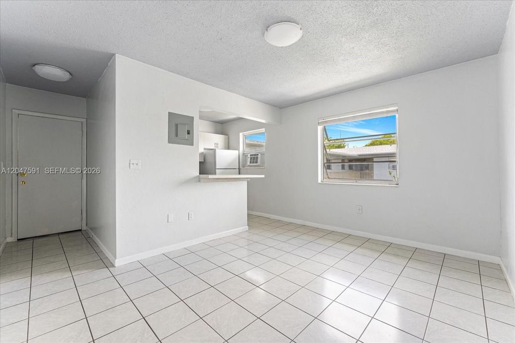3255 W Flagler St 2, Miami, FL 33135