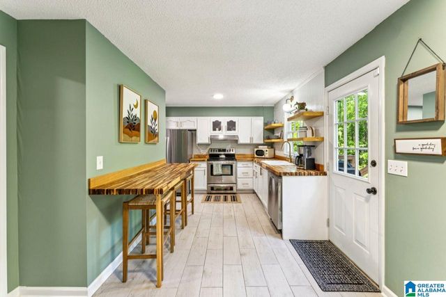 5580 SURREY LANE, Birmingham, AL 35242