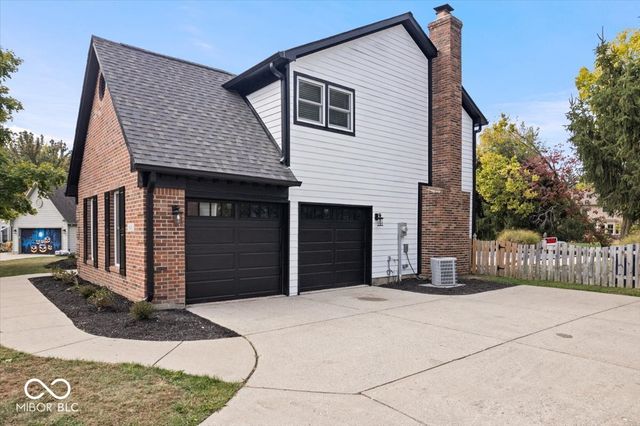 8414 Anchorage Court, Indianapolis, IN 46236
