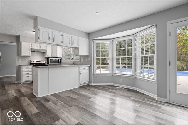 8414 Anchorage Court, Indianapolis, IN 46236