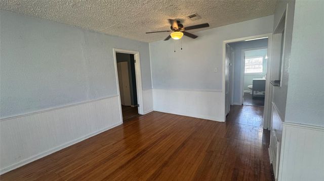 209 Lakewood Drive, Baytown, TX 77520