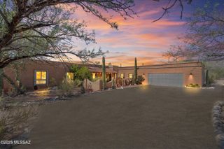 3825 N Silver Drive, Tucson, AZ 85749