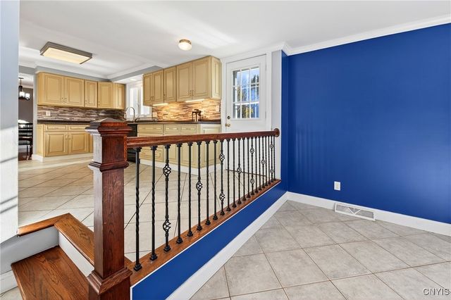 7949 Boxford Road, Clay, NY 13041