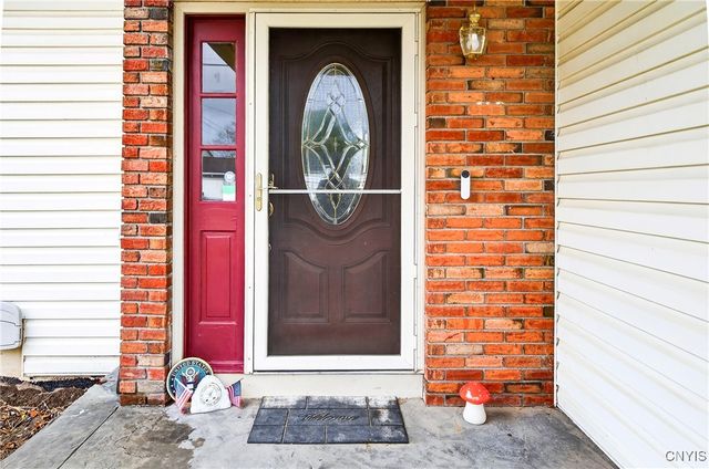 7949 Boxford Road, Clay, NY 13041