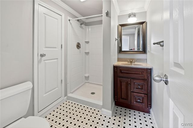 7949 Boxford Road, Clay, NY 13041