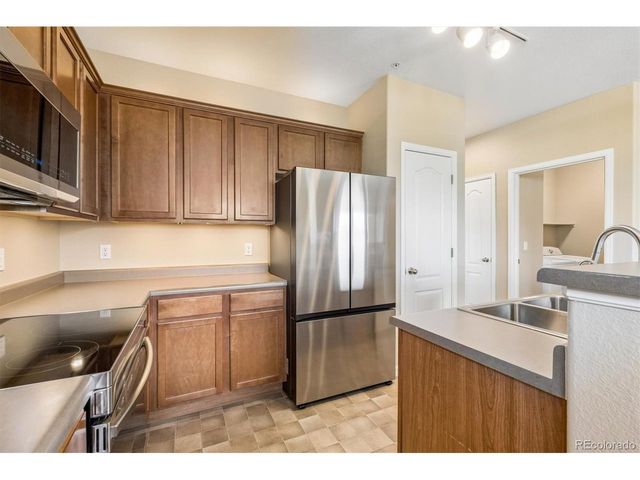 7090 Simms St 201, Arvada, CO 80004