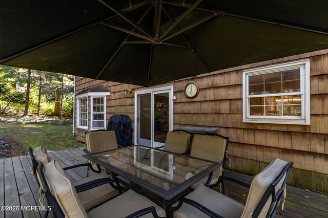 33 Ramsey Road, Middletown, NJ 07748