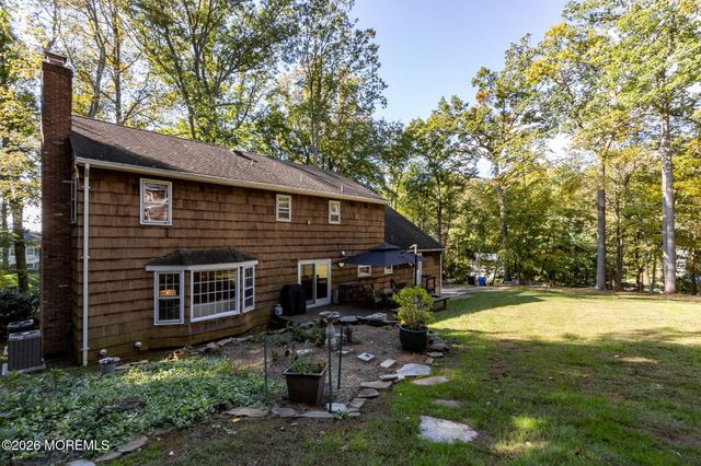 33 Ramsey Road, Middletown, NJ 07748
