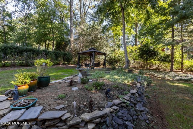 33 Ramsey Road, Middletown, NJ 07748