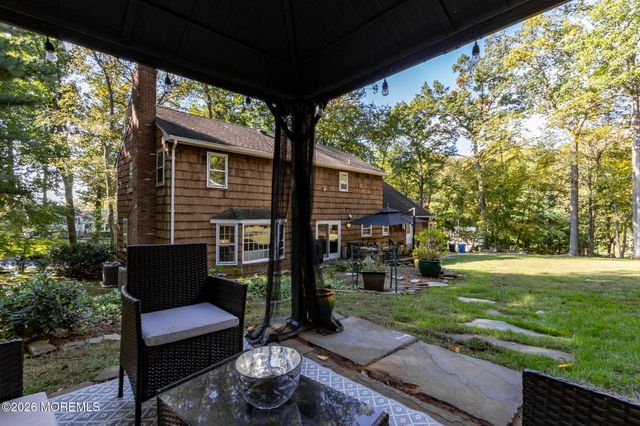 33 Ramsey Road, Middletown, NJ 07748