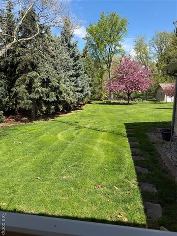 629 N Lapeer Street, Davison, MI 48423