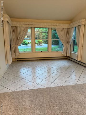 629 N Lapeer Street, Davison, MI 48423